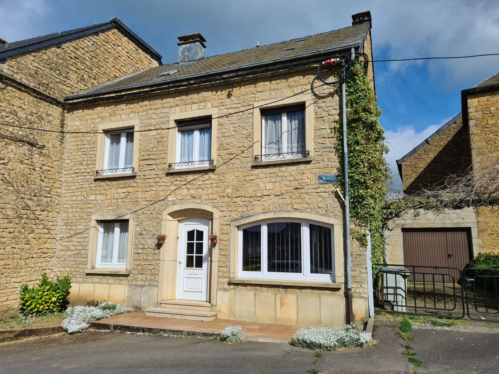 A VENDRE - Villers-devant-Orval - Maison villageoise avec jardin - Sudimmo