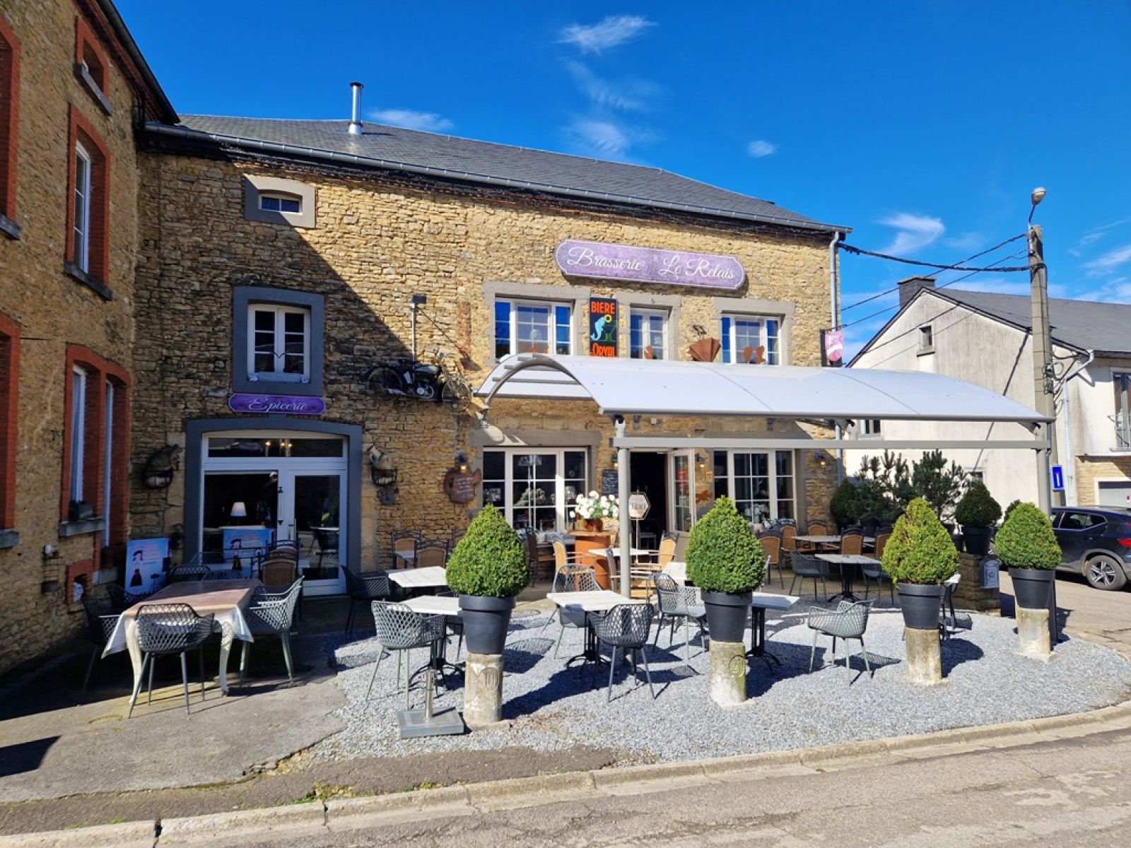 A VENDRE - Chassepierre - Etablissement de renom - Sudimmo