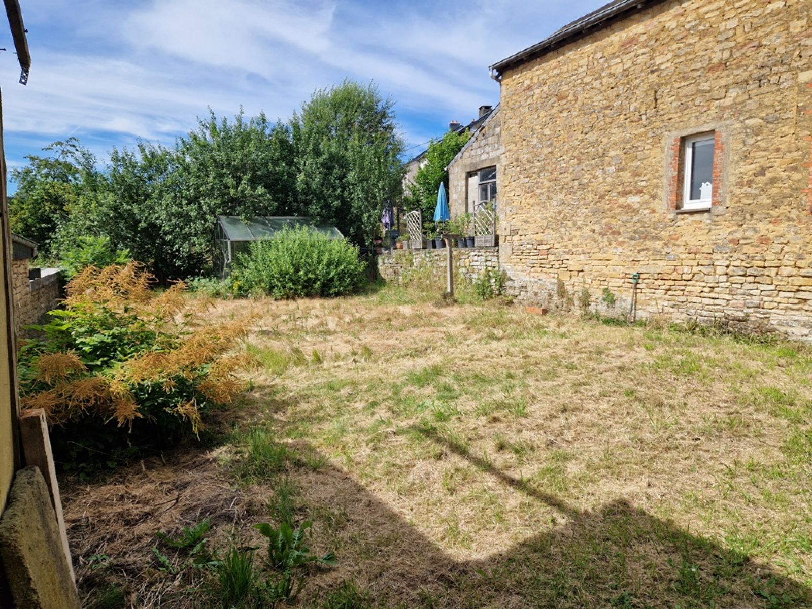 A VENDRE - Villers-devant-Orval - Maison villageoise avec jardin - Sudimmo