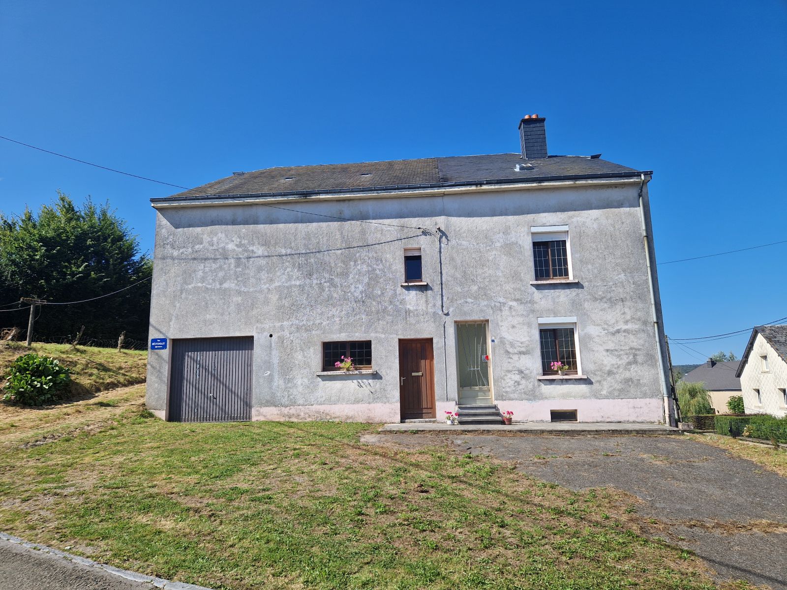 A VENDRE - Fontenoille - Fermette sur plus de 15 ares - Sudimmo