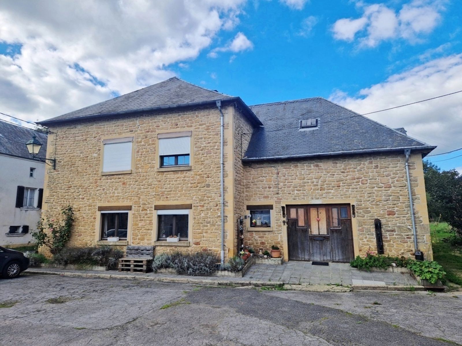 A VENDRE - Villers-devant-Orval - Maison en pierres - Sudimmo