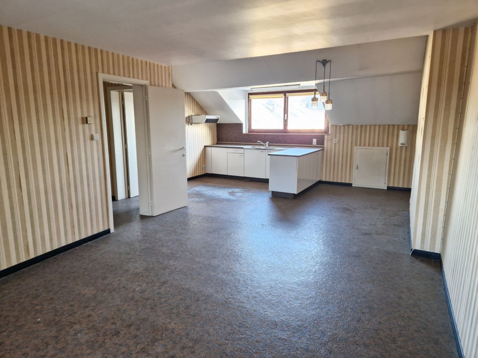 A VENDRE - Florenville - Immeuble mixte - Sudimmo